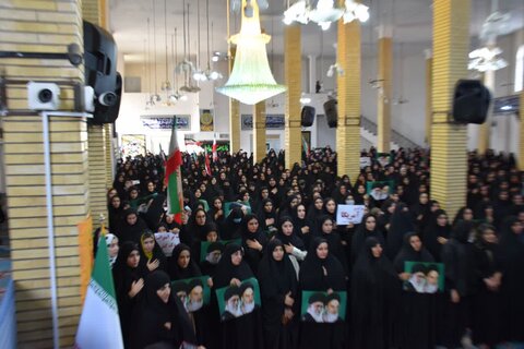 تصاویر اجتماع بانوان زینبی در کوهدشت