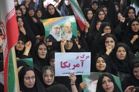 تصاویر اجتماع بانوان زینبی در کوهدشت