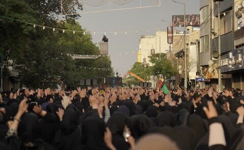 Imágenes / Celebración de la caravana de duelo de los Haidariyun en Zanjan