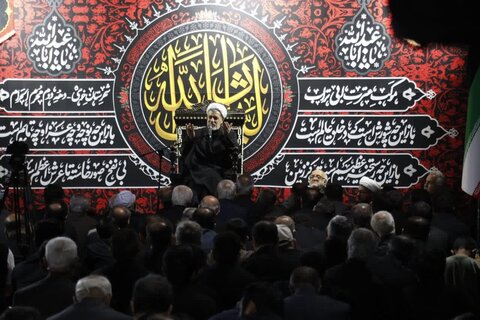 تصاویر/ مراسم سخنرانی و عزاداری دهه دوم محرم الحرام در خوی