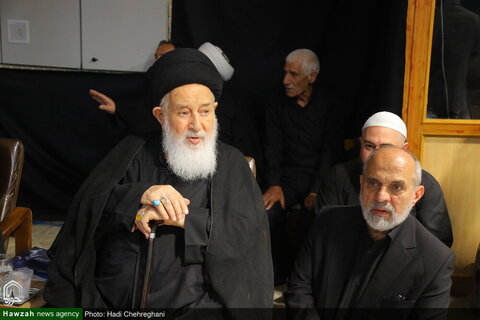 Photos/Cérémonie de deuil pour l'Imam Hussein (AS) lors de la deuxième décade de Muharram, au domicile du défunt Grand Ayatollah Boroujerdi