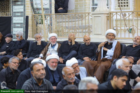 Photos/Cérémonie de deuil pour l'Imam Hussein (AS) lors de la deuxième décade de Muharram, au domicile du défunt Grand Ayatollah Boroujerdi
