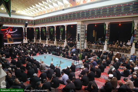 Photos/Cérémonie de deuil pour l'Imam Hussein (AS) lors de la deuxième décade de Muharram, au domicile du défunt Grand Ayatollah Boroujerdi