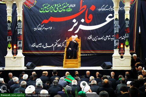 Photos/Cérémonie de deuil pour l'Imam Hussein (AS) lors de la deuxième décade de Muharram, au domicile du défunt Grand Ayatollah Boroujerdi