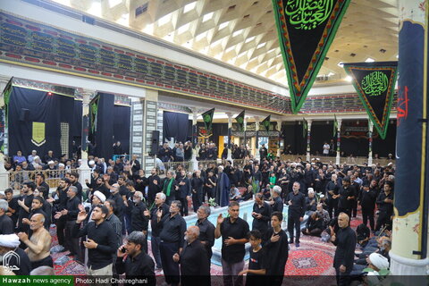Photos/Cérémonie de deuil pour l'Imam Hussein (AS) lors de la deuxième décade de Muharram, au domicile du défunt Grand Ayatollah Boroujerdi