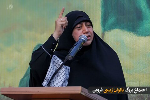 تصاویر / اجتماع بزرگ  زینبیون  در قزوین - نمایش اقتدار و بصیرت زنان قزوینی