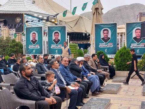 تصاویر/ محفل قرانی به سوی فتح در گلزار شهدای کرمان