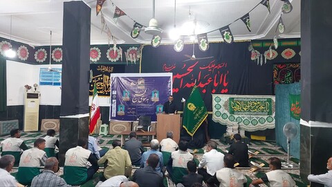 تصاویر/  محفل اُنس با قرآن کریم گرامیداشت شهدای جنگ تحمیلی ۱۲ روزه استان هرمزگان