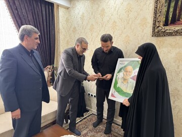 خانواده‌های شهدا، سرمایه‌های معنوی کشور هستند