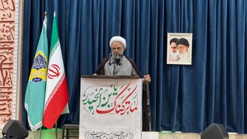 تبیین حقایق دفاع مقدس وظیفه خطبا و علما است