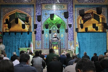 شجاعت رهبری معظم بر همگان آشکار است+تصاویر