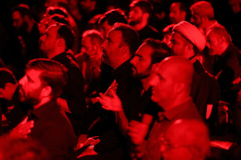 تصاویر/ شب دوم عزاداری هیئت هنر و رسانه قم