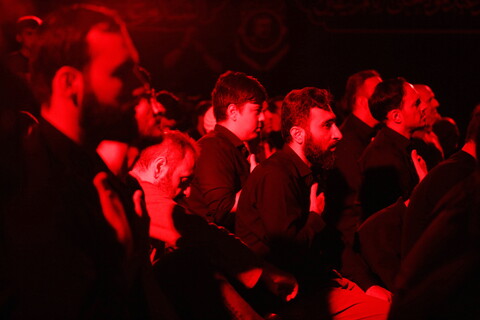 تصاویر/ شب دوم عزاداری هیئت هنر و رسانه قم