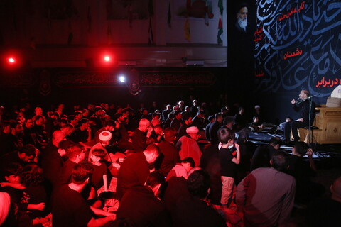 تصاویر/ شب دوم عزاداری هیئت هنر و رسانه قم
