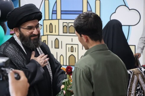 تصاویر | حضور نماینده ولی فقیه در زنجان در مراسم تکریم فرزندان شهدای حمله اخیر رژیم صهیونستی