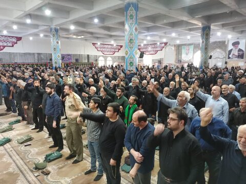 تصاویر/ نمازعبادی سیاسی جمعه کاشان