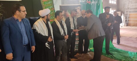 تصاویر/ اقامه نماز جمعه در سراب