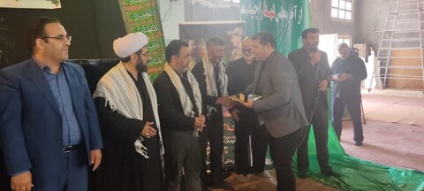 تصاویر/ اقامه نماز جمعه در سراب