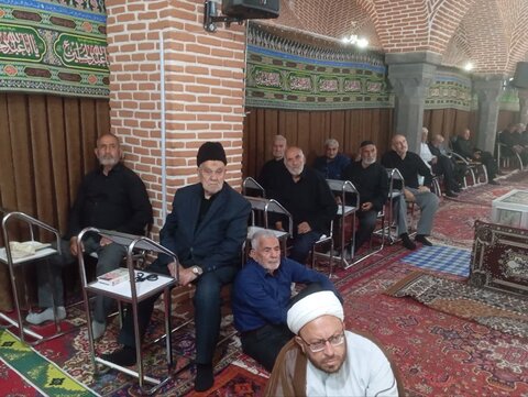 تصاویر/ اقامه نماز جمعه در تسوج