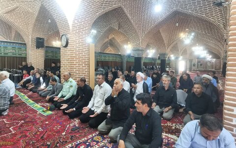 تصاویر/ اقامه نماز جمعه در تسوج