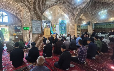 تصاویر/ اقامه نماز جمعه در تسوج