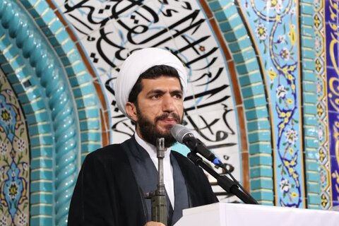 تصاویر/ اقامه نماز جمعه تکاب