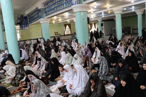 تصاویر/ اقامه نماز جمعه تکاب