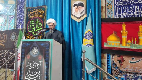 تصاویر اقامه نماز جمعه الیگودرز