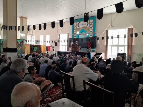 تصاویر/ اقامه نماز جمعه در هادیشهر