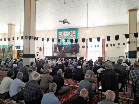 تصاویر/ اقامه نماز جمعه در هادیشهر