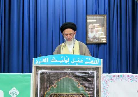 تصاویر/ نمازجمعه بندر دیّر به روایت تصویر