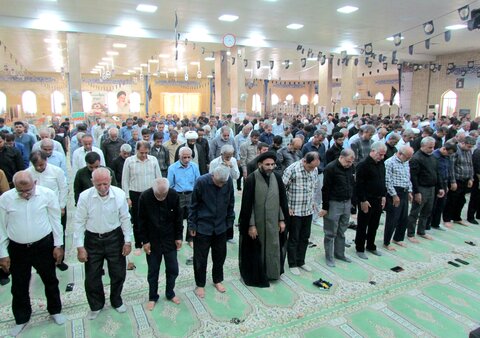 تصاویر/ نمازجمعه بندر دیّر به روایت تصویر