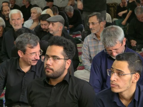 تصاویر /  اقامه نماز عبادی سیاسی جمعه شهرستان تویسرکان