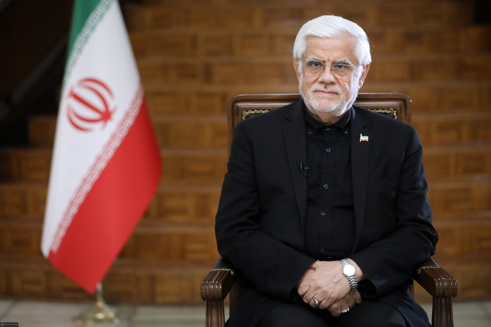 با فرماندهی فرمانده کل قوا و آمادگی دولت شرایط جنگی را مدیریت کردیم