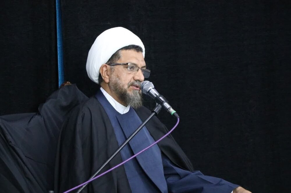 بصیرت عاشورایی سبب سربلندی مردم در جنگ تحمیلی اخیر شد