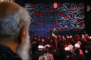 تصاویر/ شب سوم عزاداری هیئت هنر و رسانه قم