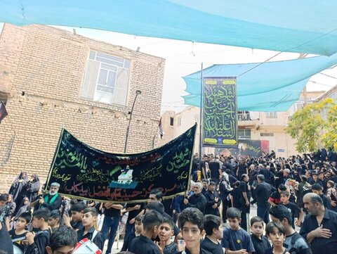 آیین سنتی  مذهبی نخل گردانی در نیاسر