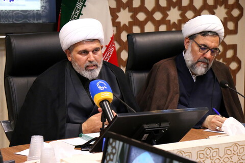 تصاویر/ نشست خبری معاون تبلیغ و امور فرهنگی حوزه‌های علمیه در سالروز دیدار طلاب و مبلغان با مقام معظم رهبری