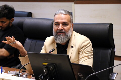 تصاویر/ نشست خبری معاون تبلیغ و امور فرهنگی حوزه‌های علمیه در سالروز دیدار طلاب و مبلغان با مقام معظم رهبری