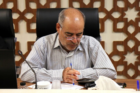 تصاویر/ نشست خبری معاون تبلیغ و امور فرهنگی حوزه‌های علمیه در سالروز دیدار طلاب و مبلغان با مقام معظم رهبری