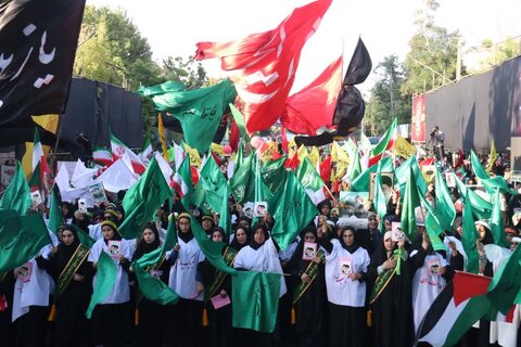 تصاویر/ اجتماع عظیم زینبیون ارومیه