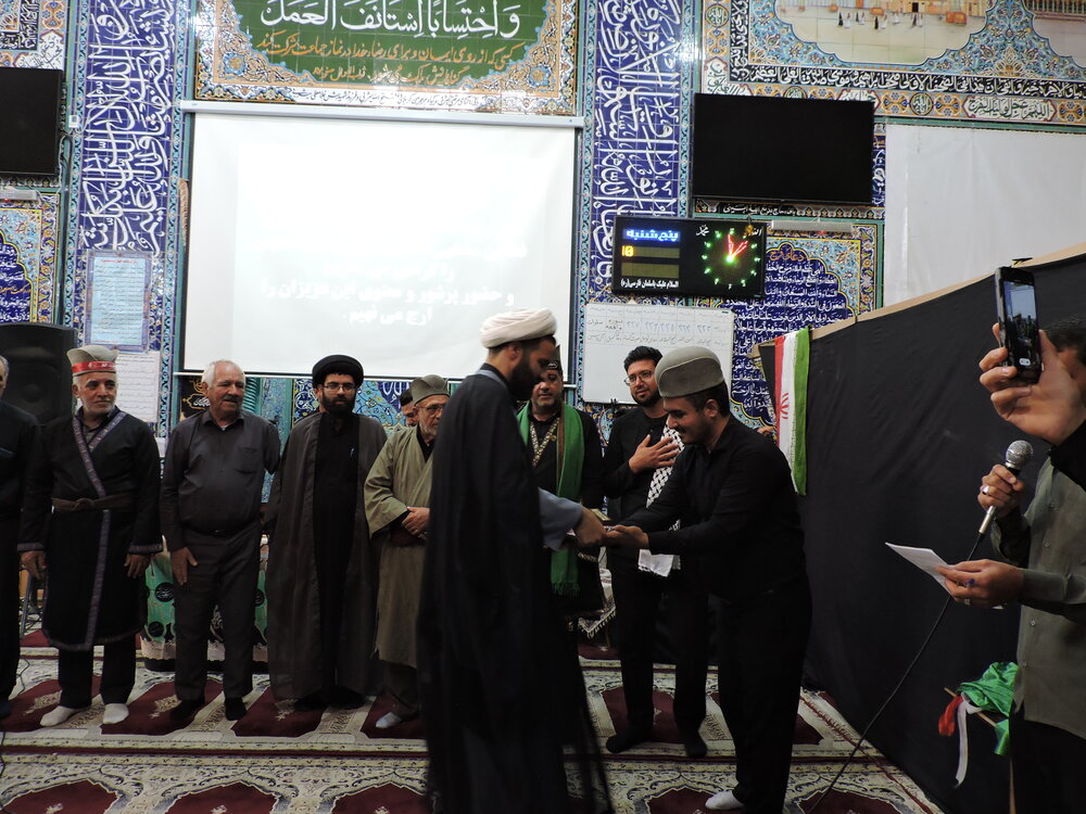 برگزاری مراسم تجلیل از پیرغلامان هیأت‌های مذهبی ایل قشقایی