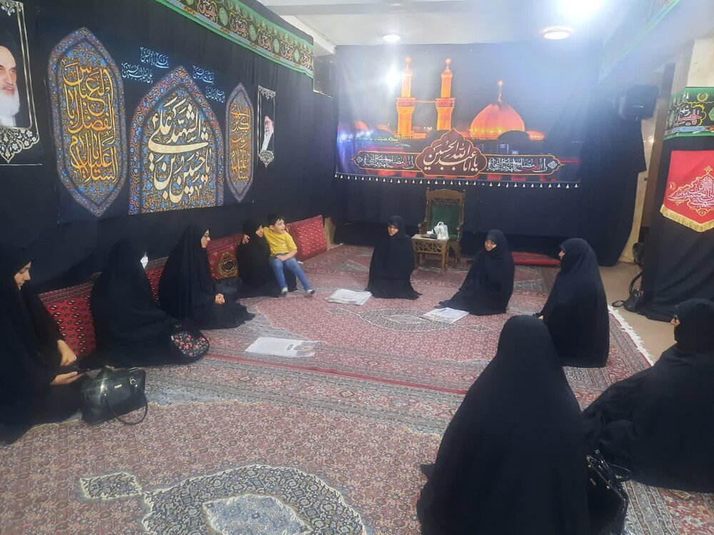 برگزاری جلسه هم‌اندیشی عفاف و حجاب در مدرسه علمیه کوثر زرندیه