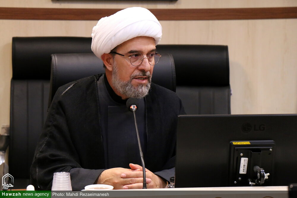 نهادهای حوزوی پای کار تحقق امر ولی / وقتی تبلیغ اولویت اول میشود