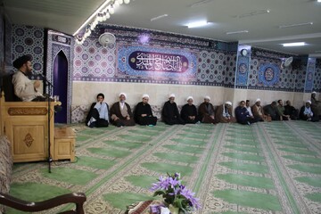 تصاویر/ مراسم  عزاداری شهادت امام حسین(ع) در حوزه علمیه اصفهان