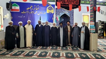 هم‌اندیشی ائمه جمعه مرکز استان هرمزگان با محوریت مساجد و مسائل منطقه‌ای+عکس