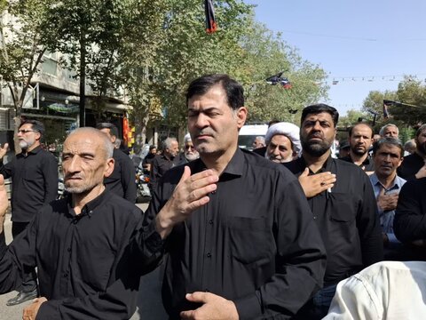 تصاویر/  تشیع و تدفین شهدای جنگ مبارزه با رژیم صهیونیستی درکاشان