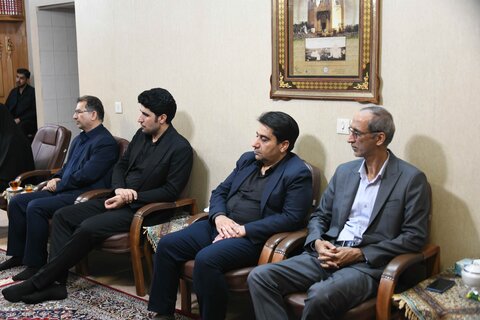 تصاویر|دیدار معاون تعاون و امور اجتماعی بنیاد شهید و امور ایثارگران کشور با امام جمعه اصفهان
