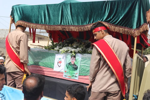 تصاویر/مراسم تشییع پیکر شهید عباس بیرقی فرد در بندرعباس