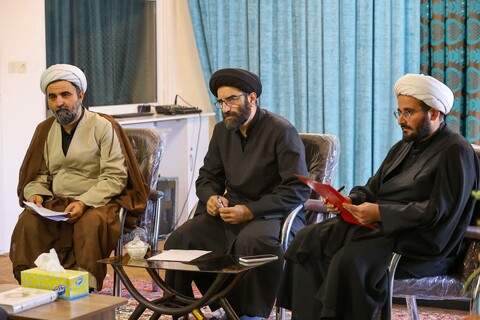 تصاویر | بازدید نماینده ولی فقیه در استان آذربایجان شرقی از فرآیند مصاحبه داوطلبان ورود به حوزه‌های علمیه در تبریز